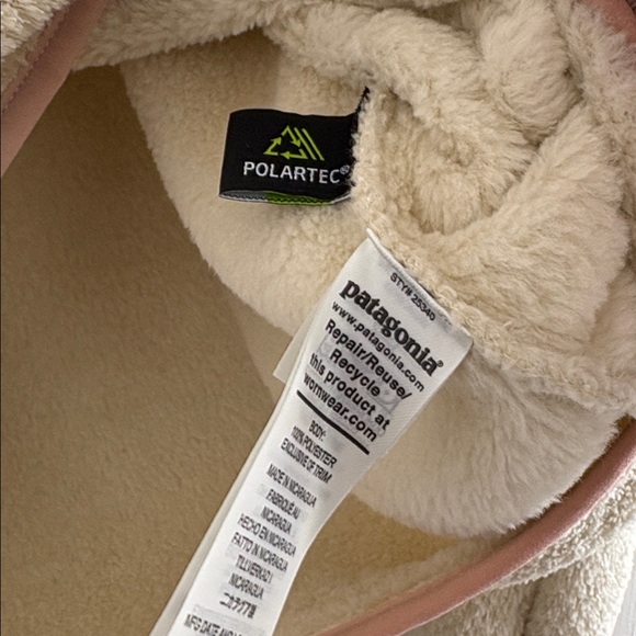 Patagonia Women’s 1/2 Zip Cream Pullover - Picture 5 of 5